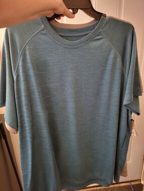 Men's  Tee in (One)Seafoam Green And (2)Gray. Size 3xl